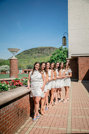 2025quinnipiacgrads-148