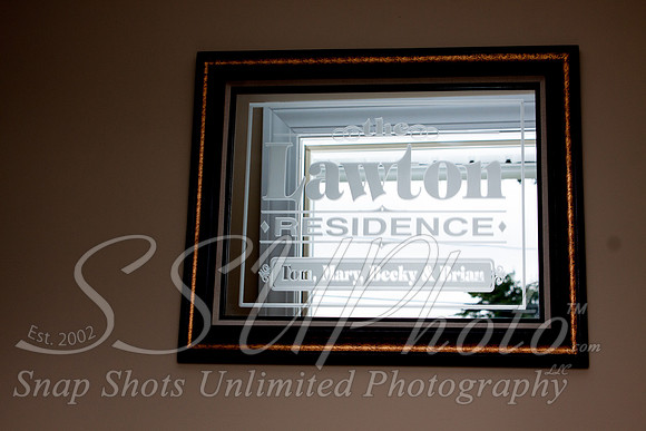 0083GettingReadyWedding