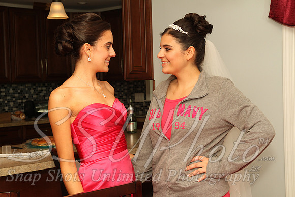 0149GettingReadyWedding