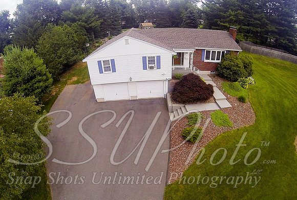 Louparentshouseaerial00025