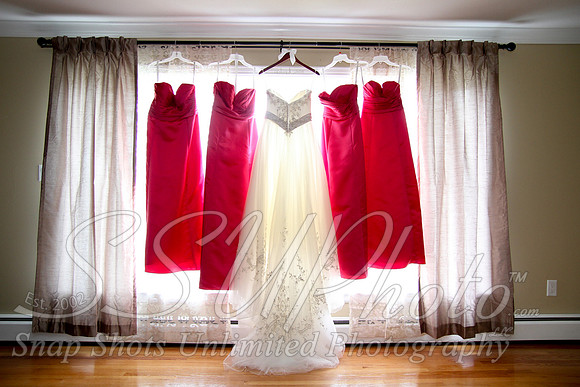 0081GettingReadyWedding