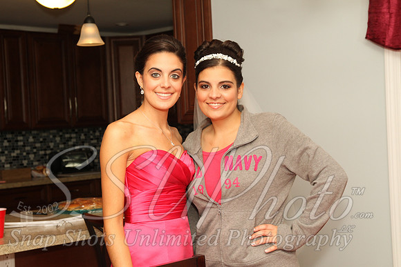 0148GettingReadyWedding