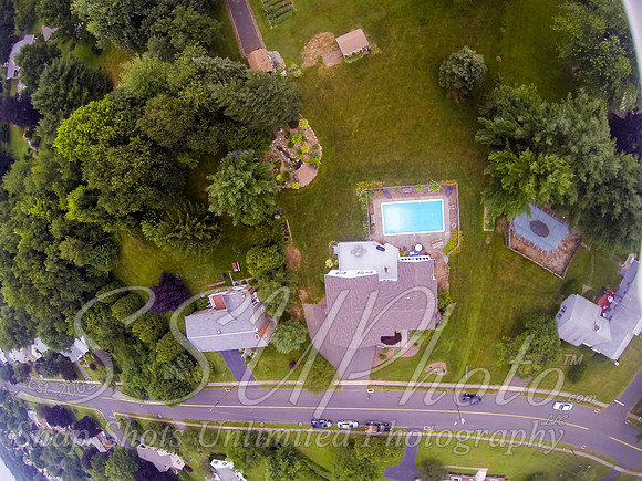 Louparentshouseaerial00015