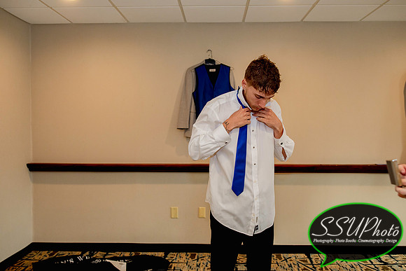 GettingReady-495
