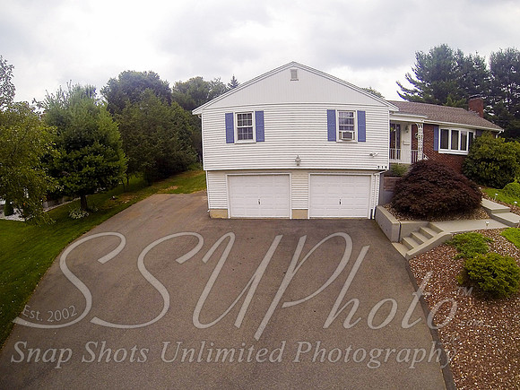 Louparentshouseaerial00041