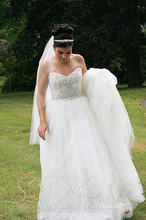 0257GettingReadyWedding