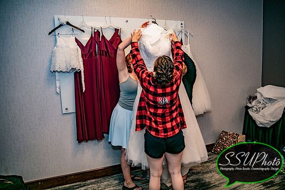 GettingReady-155