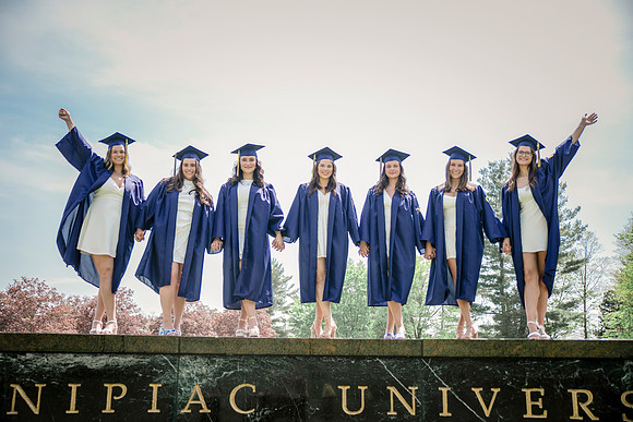 2025quinnipiacgrads-700
