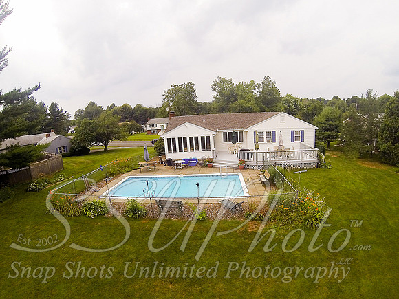 Louparentshouseaerial00056