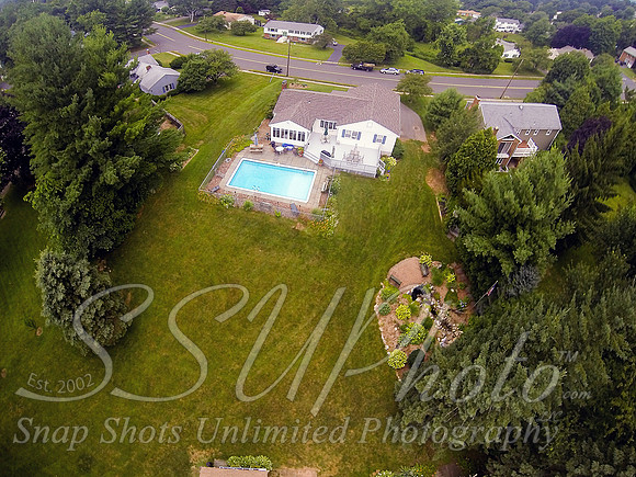 Louparentshouseaerial00068