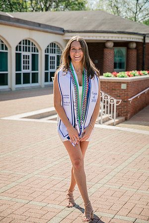 2025quinnipiacgrads-96