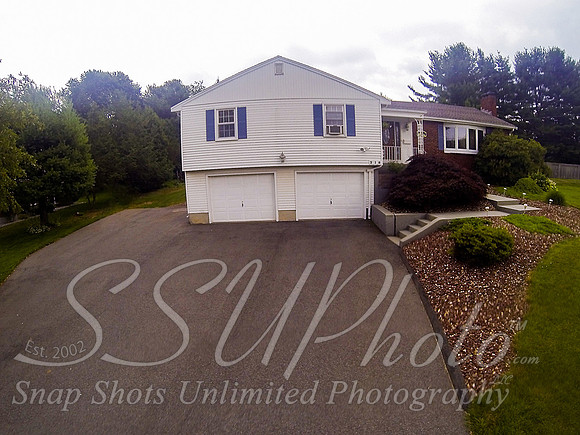 Louparentshouseaerial00008