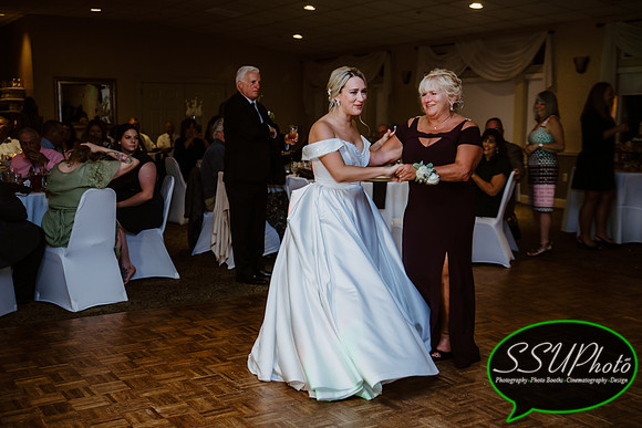 Reception-2525