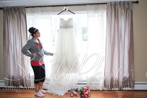 0057GettingReadyWedding